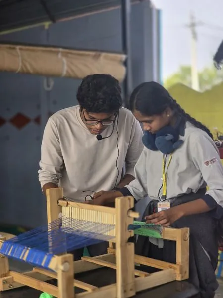 Student-Friendly Table Top Loom