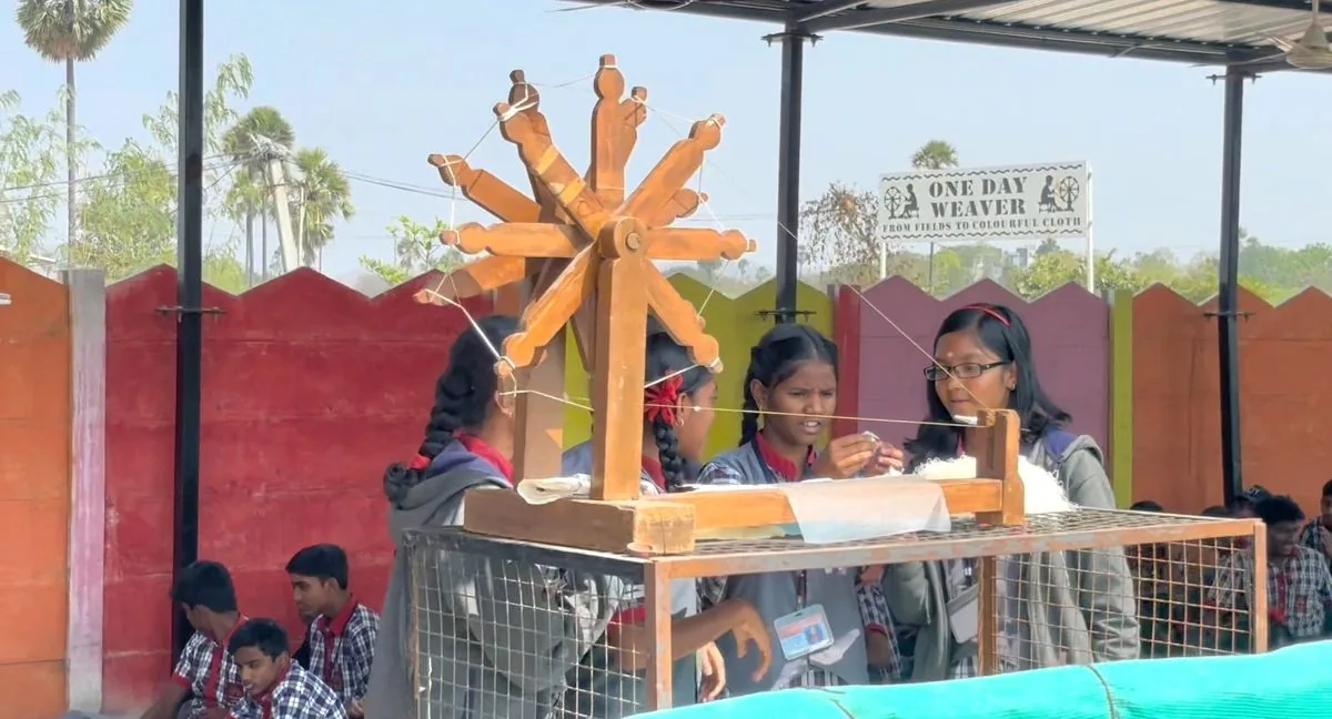 Charkha Thread Spinning